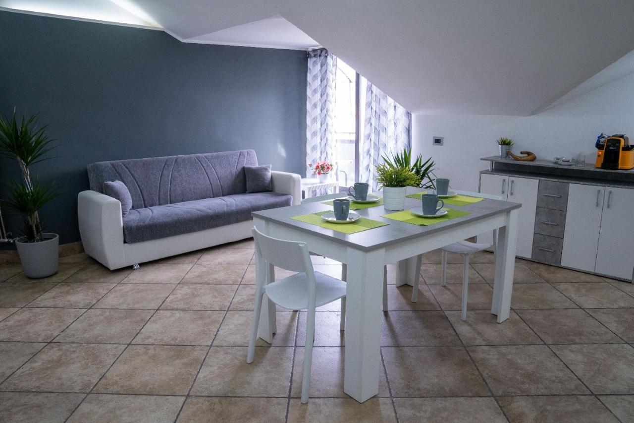 Attic A31 Apartament Rooftop Deluxe Санта-Мария-Капуа-Ветере Экстерьер фото